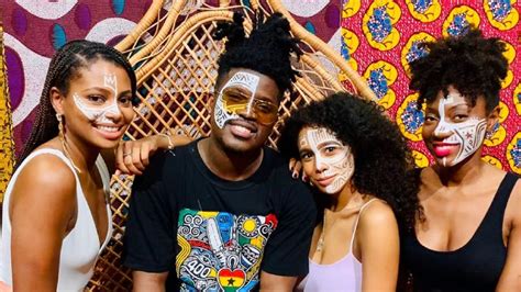 Afrochella Festival 2019: En festlig explosion av afrikansk kultur och kreativitet som väckte kontroverser.