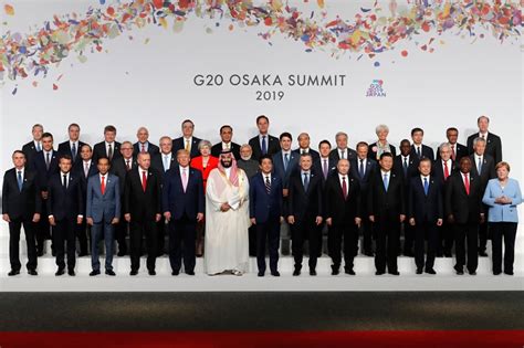 G20 Osaka Summit: En Mötesplats för Diplomatiskt Spel och Ekonomiska Strategier